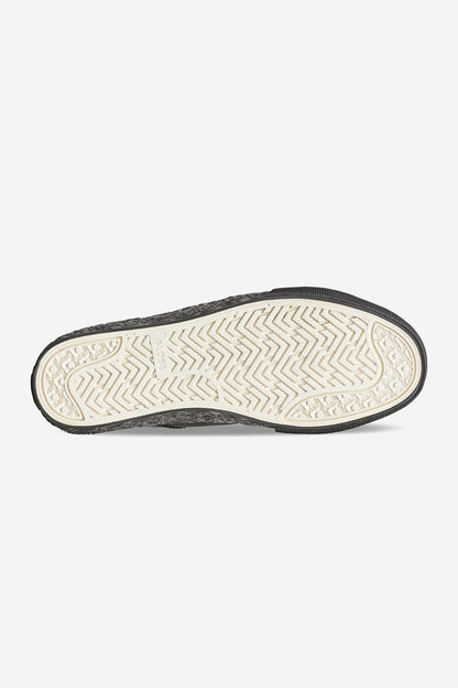 Globe Brand Surplus - Black/Montano